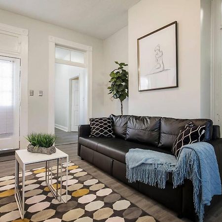 Louisville Dream House 4Br 2Ba By Cozysuites エクステリア 写真